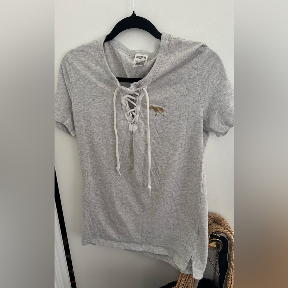 PINK/Victoria’s Secret tee